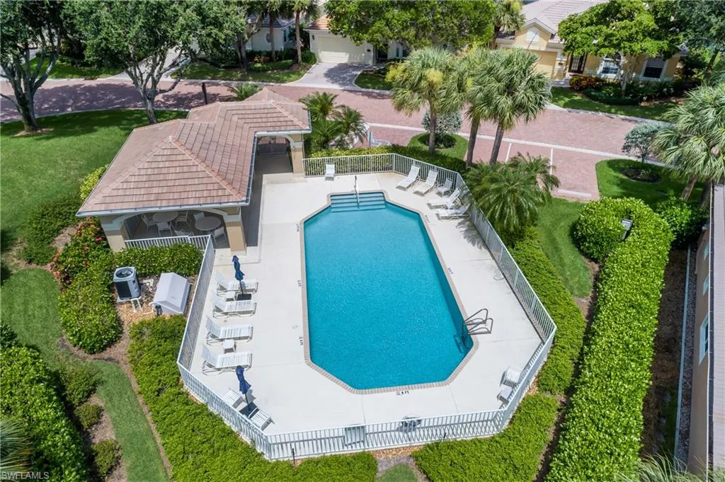 2272 Island Cove CIR, Naples, FL 34109,225028986