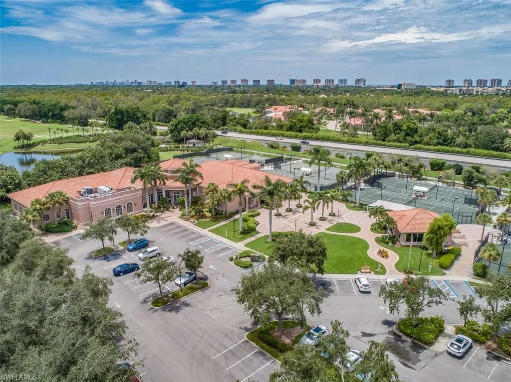 2272 Island Cove CIR, Naples, FL 34109,225028986