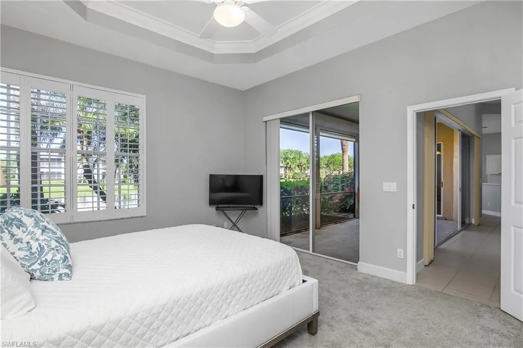 2272 Island Cove CIR, Naples, FL 34109,225028986
