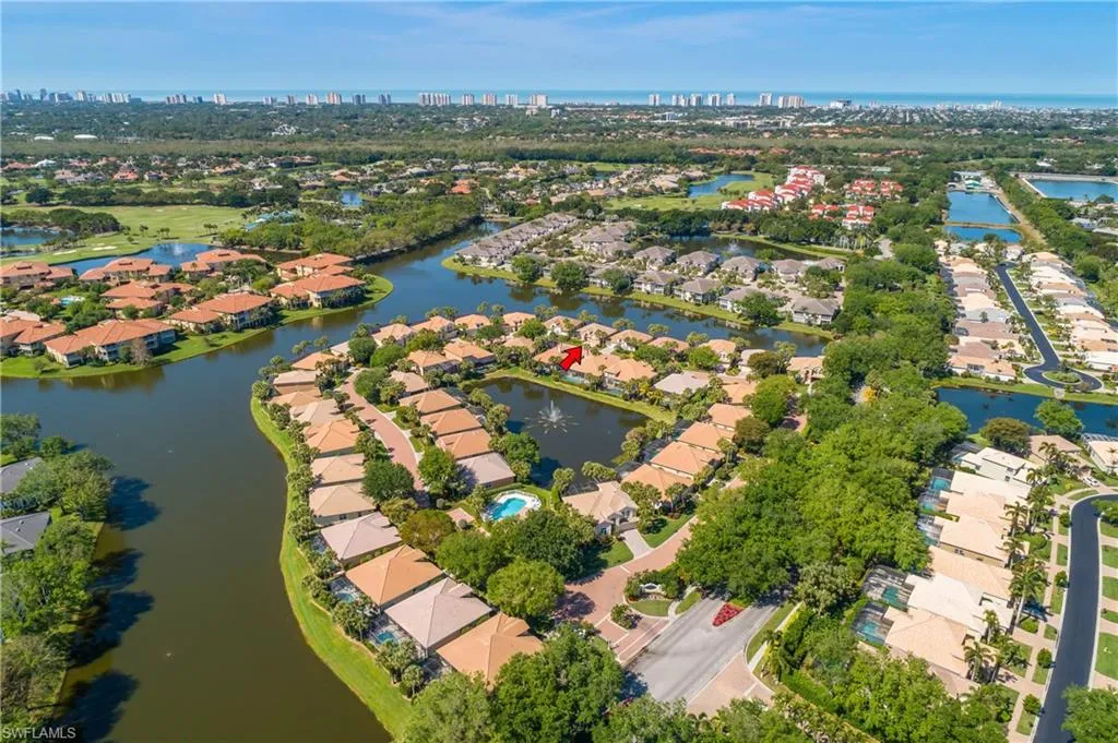 2272 Island Cove CIR, Naples, FL 34109,225028986