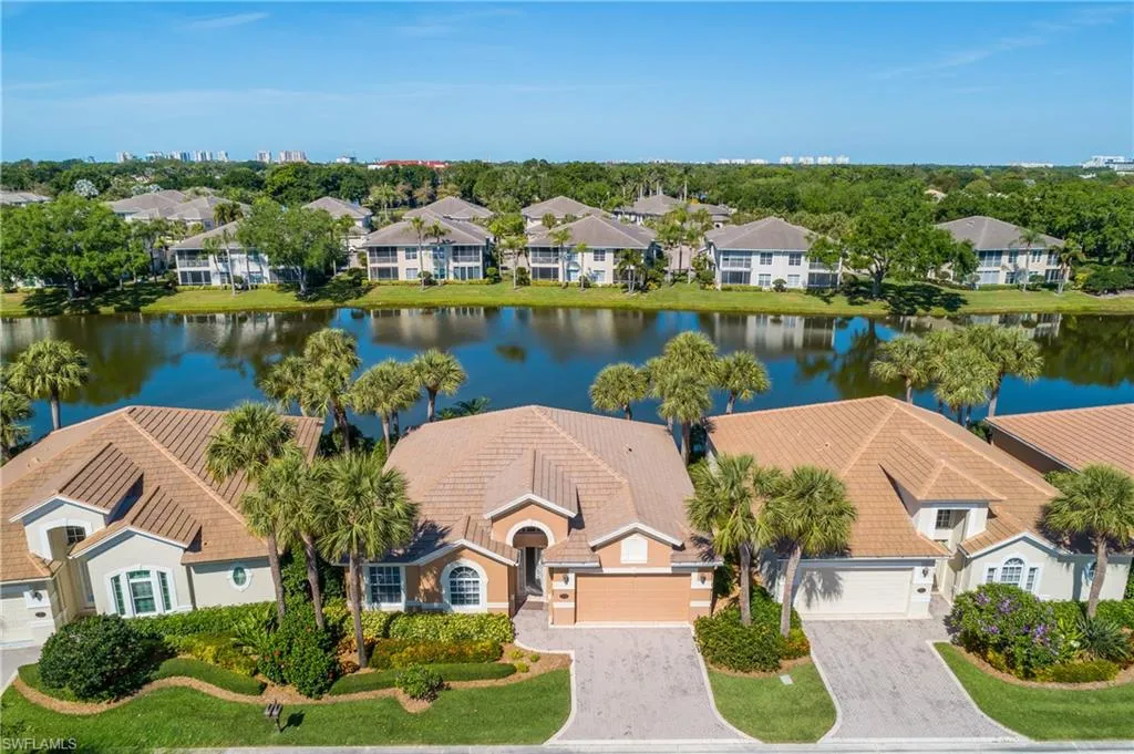 2272 Island Cove CIR, Naples, FL 34109,225028986