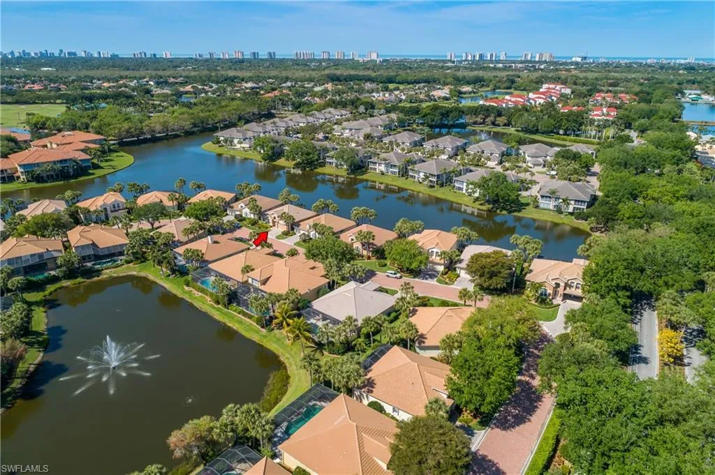 2272 Island Cove CIR, Naples, FL 34109,225028986