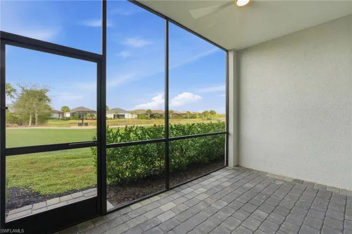 West facing Lanai with golf course view