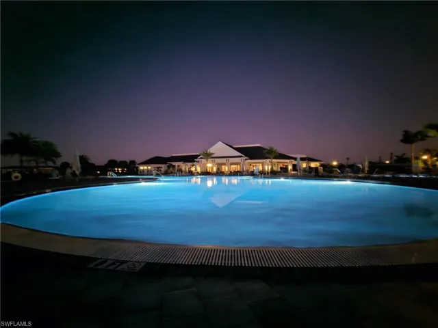 Pool at twilight with the Clubhouse