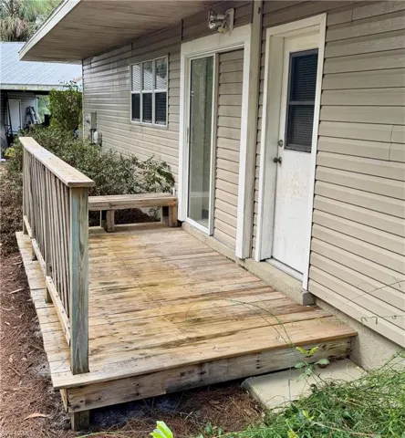Deck off Master & Laundry