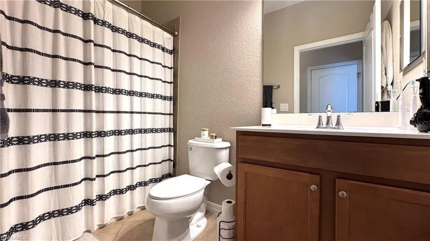 13561 Villa Di Preserve Ln, Estero, Florida 33928