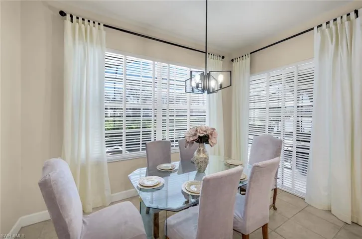 2328  Island Cove  CIR, Naples, FL 34109