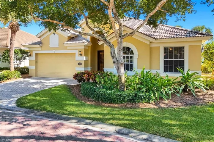 2328  Island Cove  CIR, Naples, FL 34109