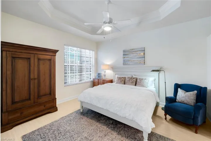 2328  Island Cove  CIR, Naples, FL 34109