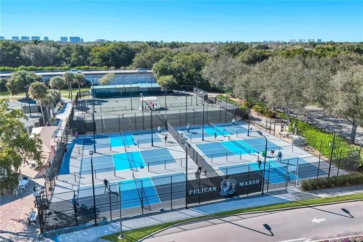 2328  Island Cove  CIR, Naples, FL 34109