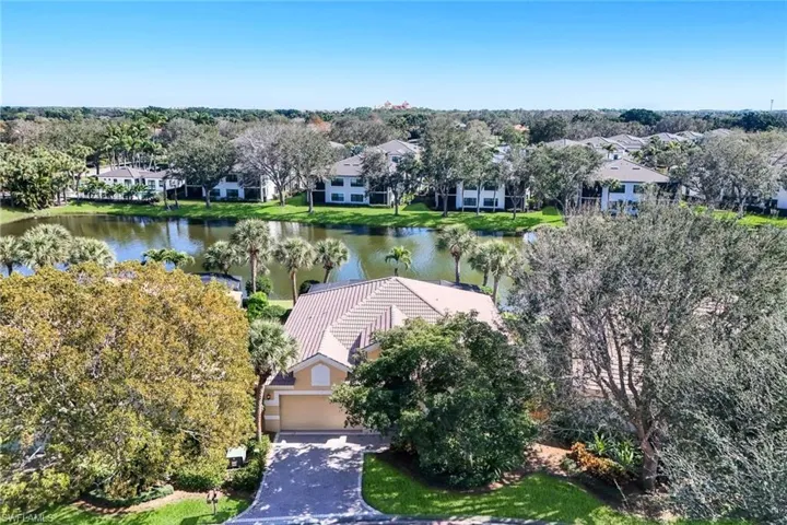 2328  Island Cove  CIR, Naples, FL 34109