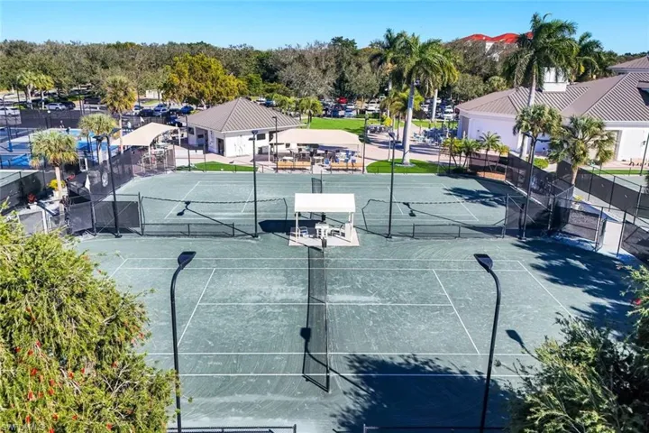 2328  Island Cove  CIR, Naples, FL 34109