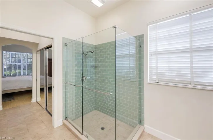 2328  Island Cove  CIR, Naples, FL 34109
