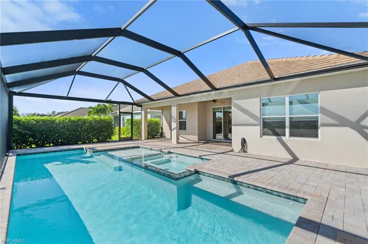 19910  Coconut Harbor  CIR, Fort Myers, FL 33908