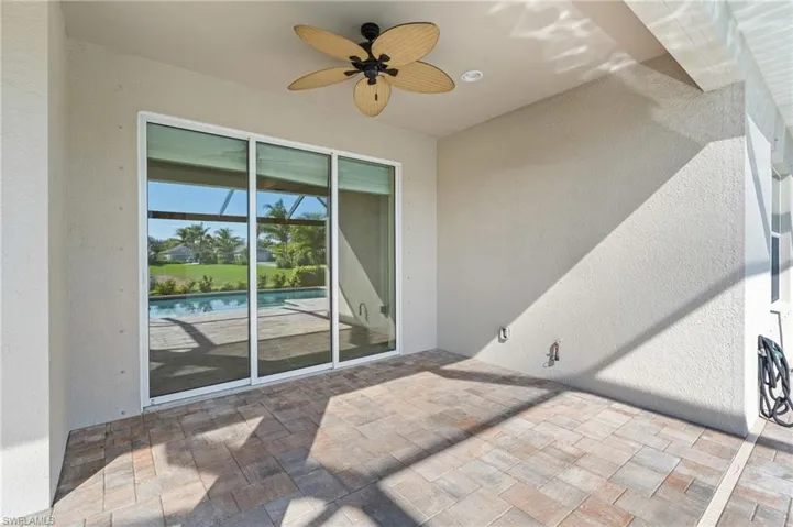 19910  Coconut Harbor  CIR, Fort Myers, FL 33908
