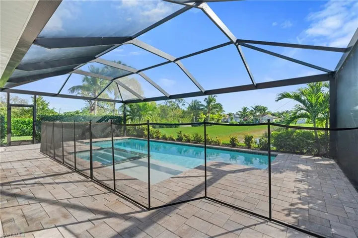 19910  Coconut Harbor  CIR, Fort Myers, FL 33908