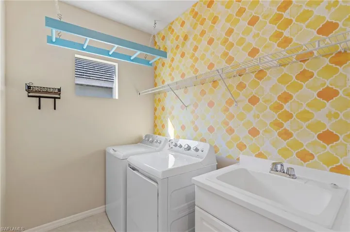 19910  Coconut Harbor  CIR, Fort Myers, FL 33908