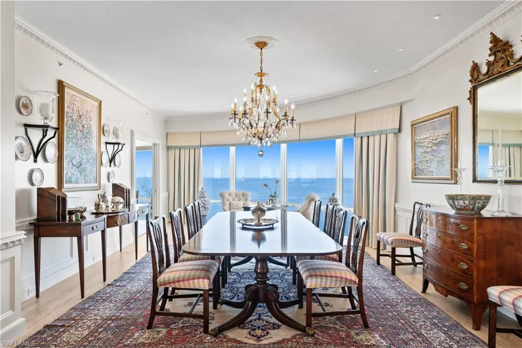 4601 Gulf Shore BLVD, Naples, FL 34103,224091428