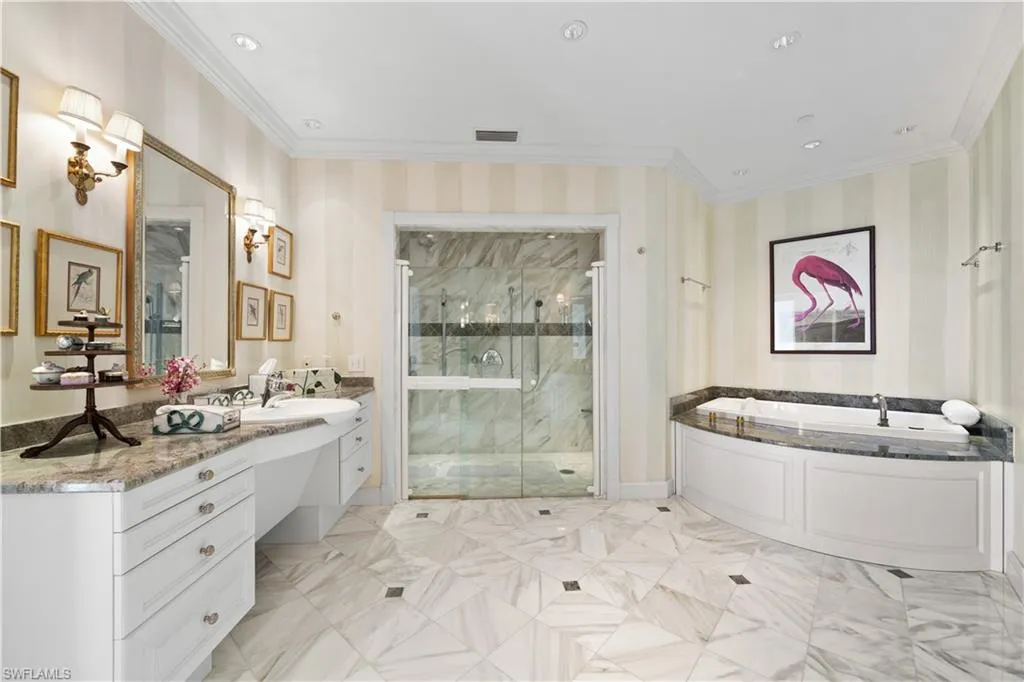 4601 Gulf Shore BLVD, Naples, FL 34103,224091428