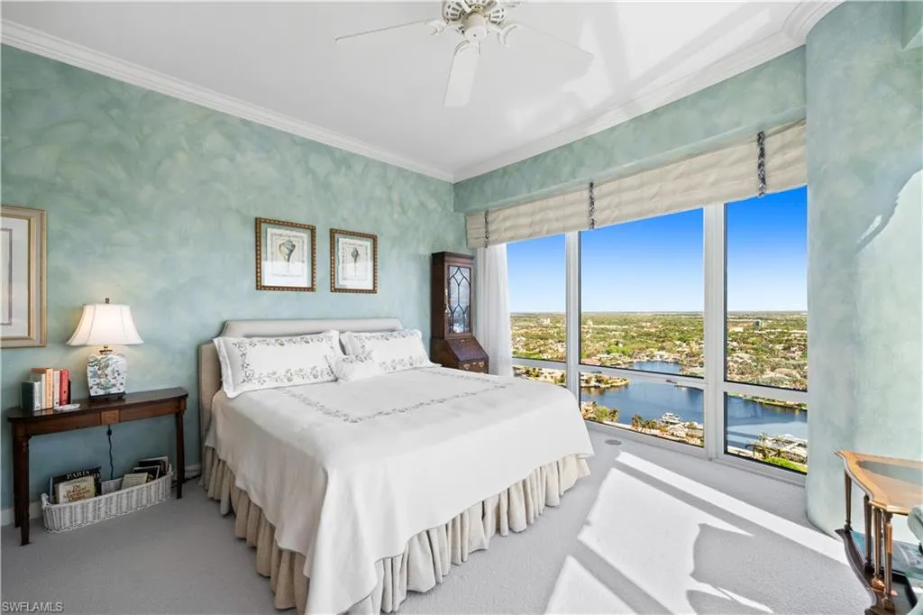4601 Gulf Shore BLVD, Naples, FL 34103,224091428