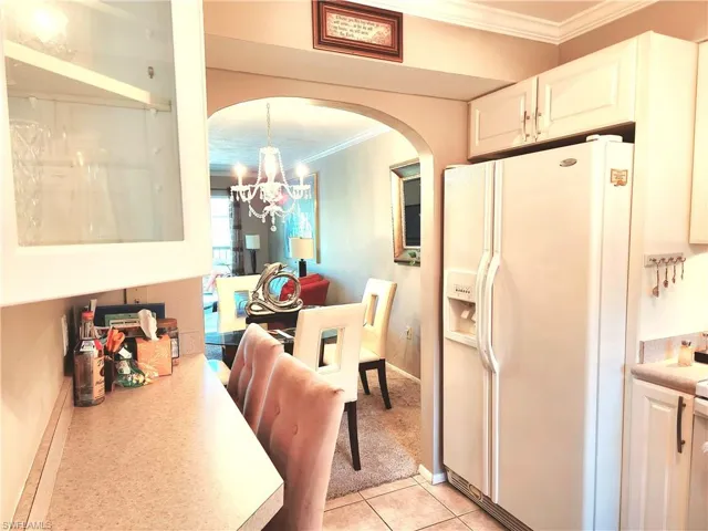 Eat in Kitchen