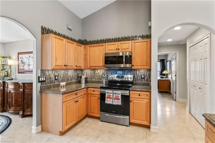 1419  Old Burnt Store N RD, Cape Coral, FL 33993