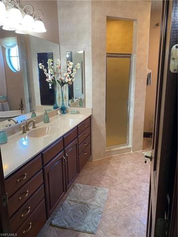 Master bath dual sinks