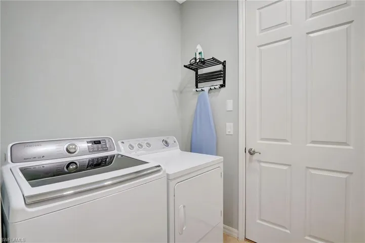 8832  Oliveria  ST, Fort Myers, FL 33912