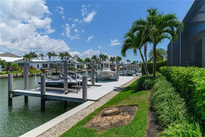 233 Rockhill Ct, Marco Island, Florida 34145