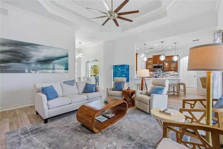 366 Grapewood Ct, Marco Island, Florida 34145
