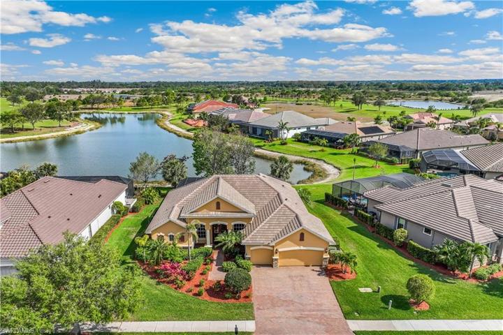 Premier 85' Wide Waterfront Homesite