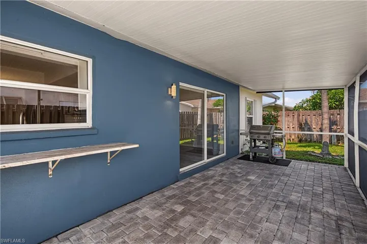 9782 Deerfoot Dr, Fort Myers, Florida 33919