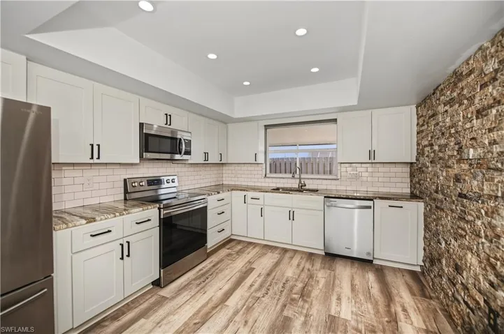 9782 Deerfoot Dr, Fort Myers, Florida 33919
