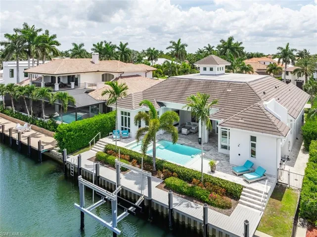 2100 Snook Dr, Naples, Florida 34102