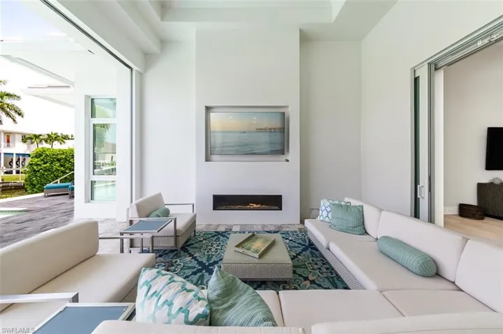2100 Snook Dr, Naples, Florida 34102