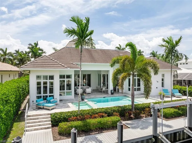2100 Snook Dr, Naples, Florida 34102