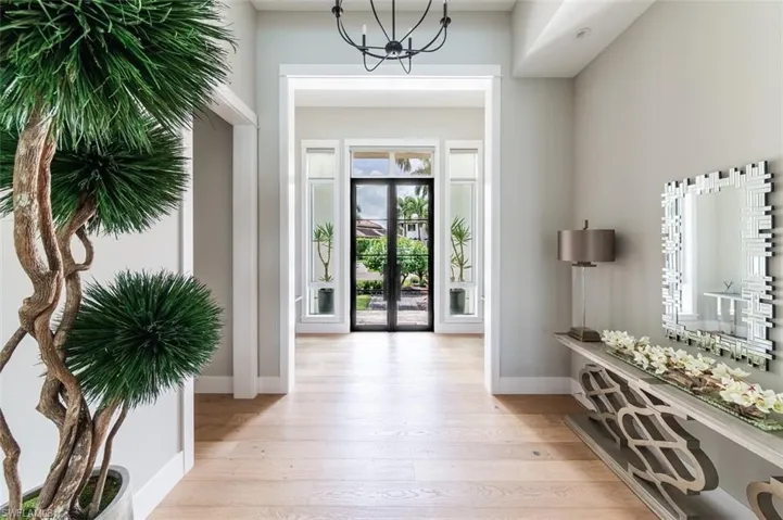 2100 Snook Dr, Naples, Florida 34102