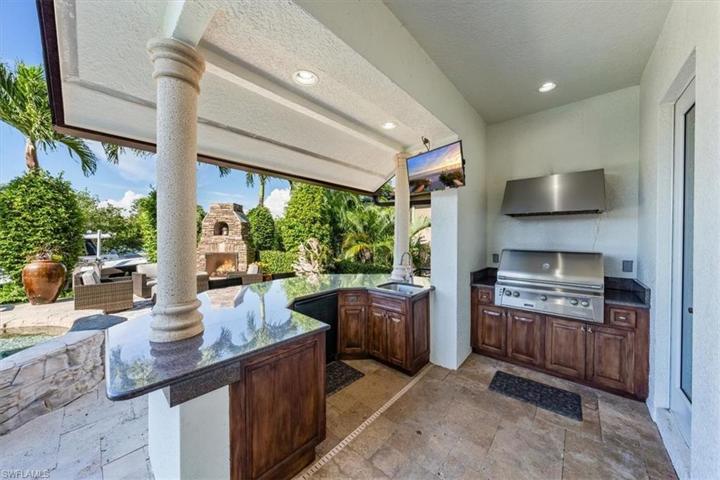 All season outdoor kitchen