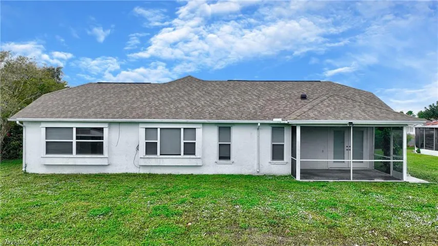 239  Lauberge  CT, Lehigh Acres, FL 33936