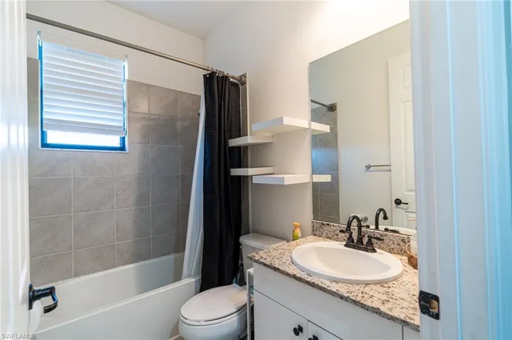 8956 Madrid Cir, Naples, Florida 34104