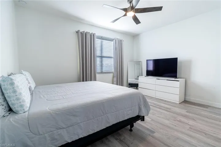 8956 Madrid Cir, Naples, Florida 34104