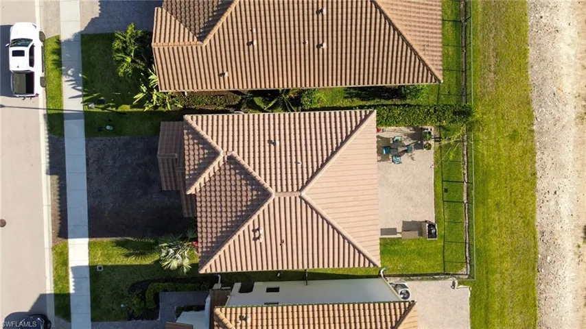 8956 Madrid Cir, Naples, Florida 34104
