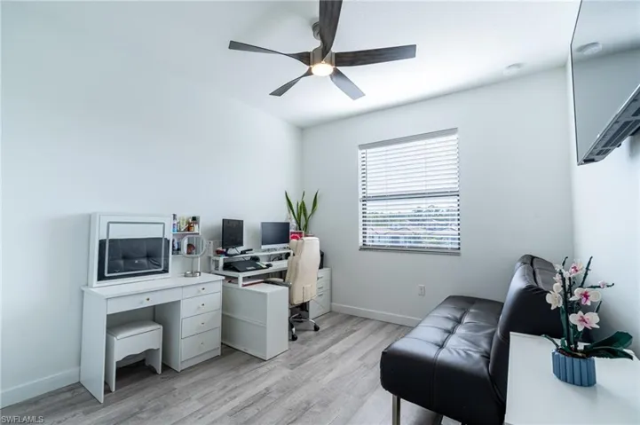 8956 Madrid Cir, Naples, Florida 34104