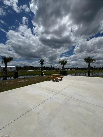 327 Sovereign St, Punta Gorda, Florida 33982