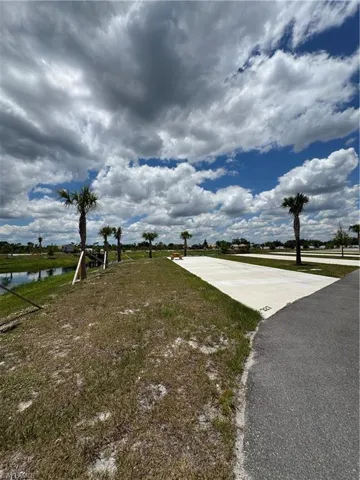 327 Sovereign St, Punta Gorda, Florida 33982
