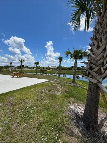 327 Sovereign St, Punta Gorda, Florida 33982