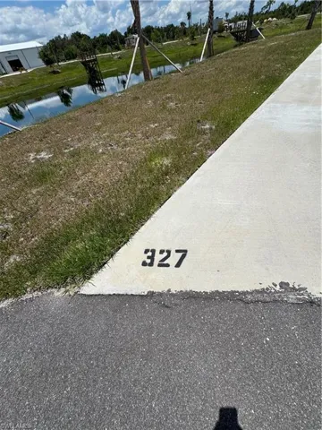 327 Sovereign St, Punta Gorda, Florida 33982
