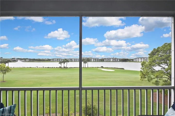 8066 Queen Palm Ln 535, Fort Myers, Florida 33966