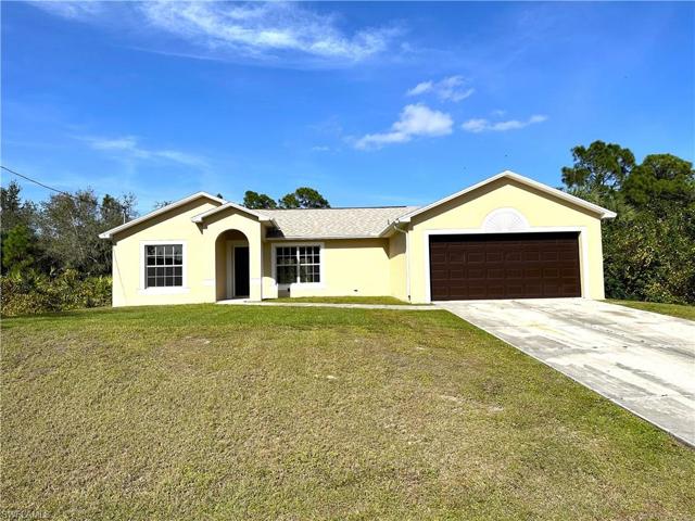 1221  Hillburn E ST, LEHIGH ACRES, FL 33974