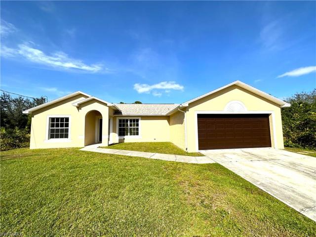 1221  Hillburn E ST, LEHIGH ACRES, FL 33974